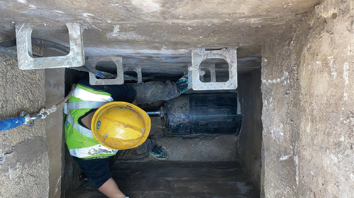 渠县HDPE短管内衬法